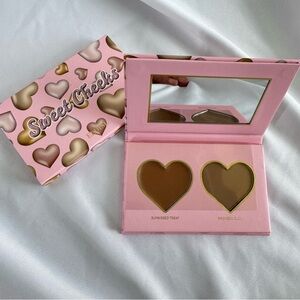 Eloise Sweet Cheeks Heart-Shaped Bronzer Duo  Fair-Medium